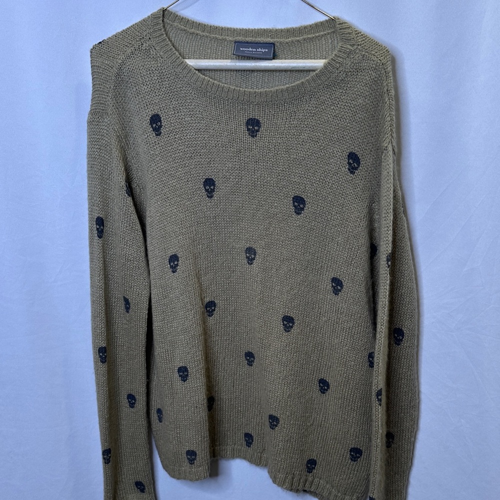 Wooden Ships acrylic, mohair and wool sweater.  Tan with gray skulls.  Size s/m.